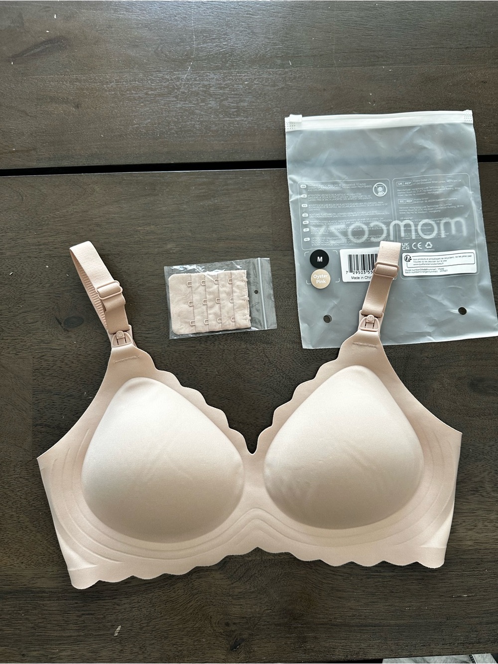 LIKE-NEW Momcozy nursing bra - Oyster Pink